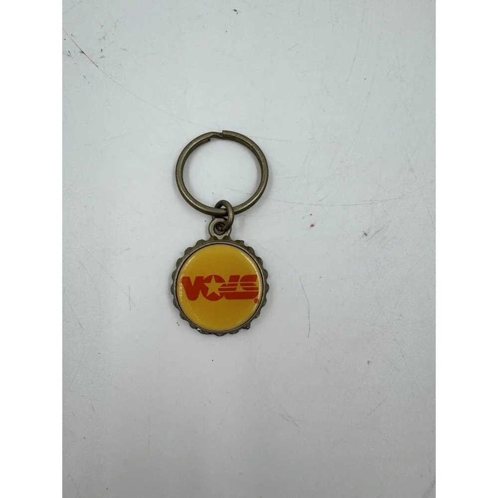 Vintage Metal Tennessee VOLS Bottle Top Design Keyring
